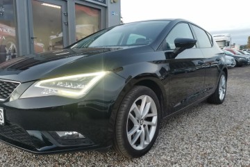 Niski przebieg, LED, Półskóry, NAVI, Android AUTO,