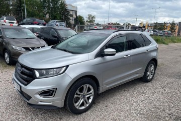 4x4, 3,5 benzyna, Titanium AWD, Niski przebieg.